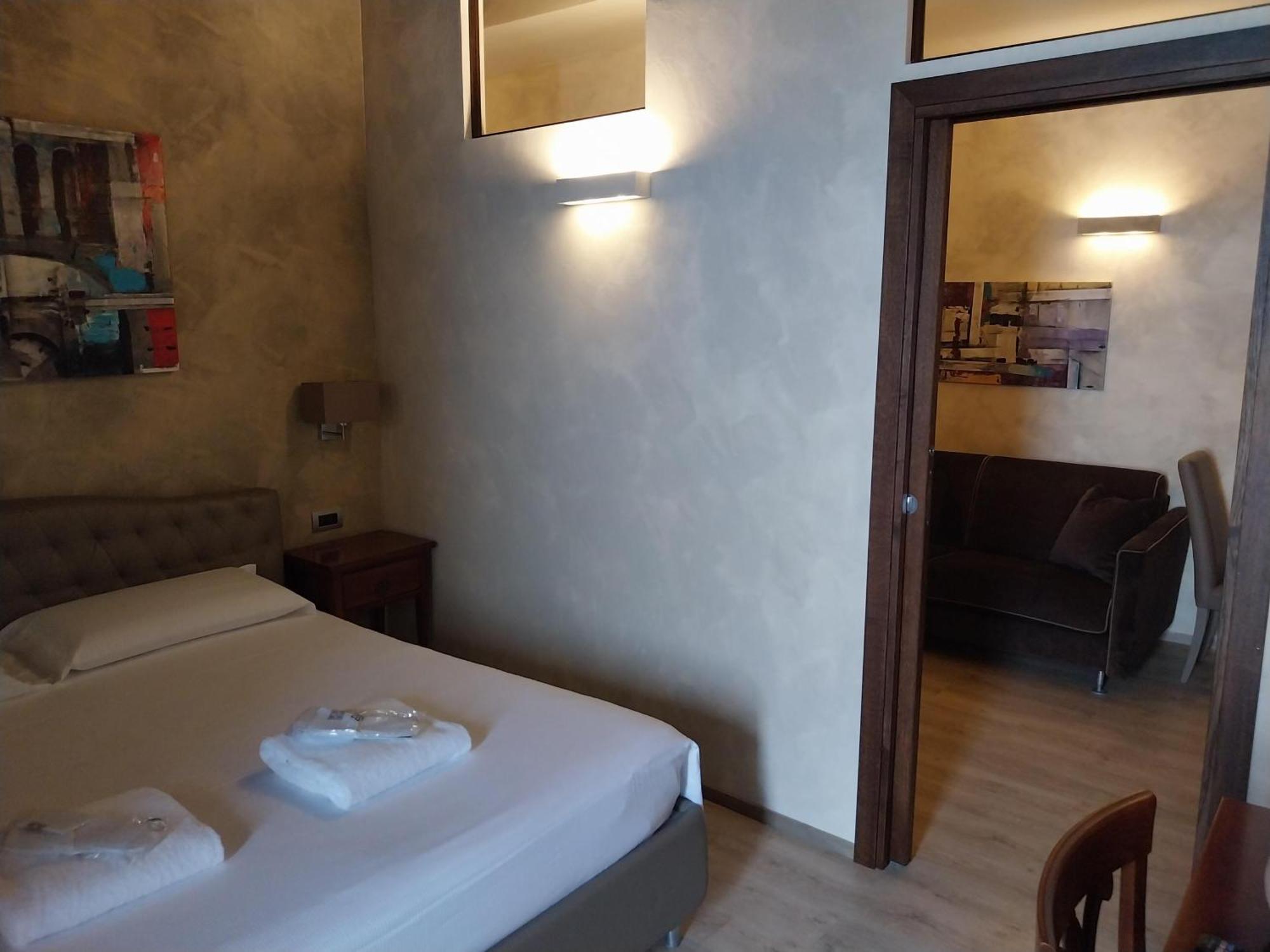 Affittacamere La Piazzetta 阿纳尼 外观 照片