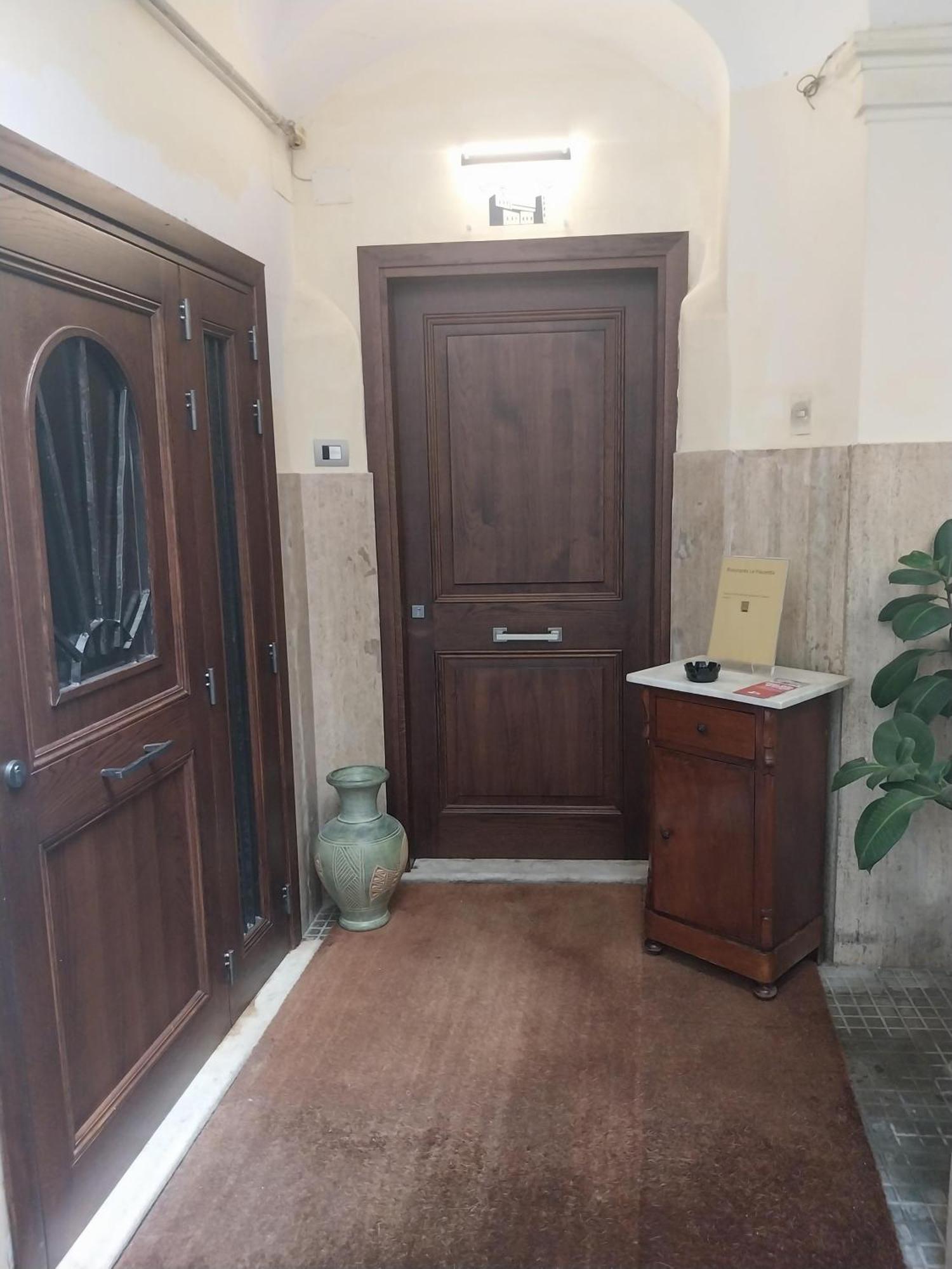 Affittacamere La Piazzetta 阿纳尼 外观 照片